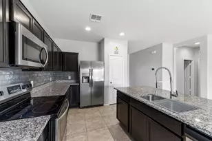 17878 N Pietra Rd, Maricopa, AZ 85138 - Photo 12