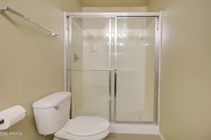 2725 E Mine Creek Rd, Phoenix, AZ 85024 - Photo 26