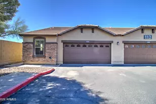 2725 E Mine Creek Rd, Phoenix, AZ 85024 - Photo 1