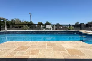 4210 W Country Gables Dr, Phoenix, AZ 85053 - Photo 18