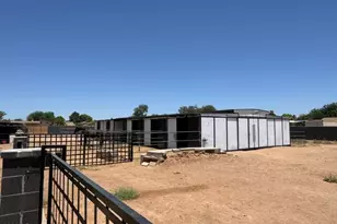 4210 W Country Gables Dr, Phoenix, AZ 85053 - Photo 36