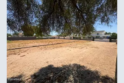 4210 W Country Gables Drive, Phoenix, AZ 85053 - Photo 32