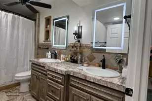 4210 W Country Gables Dr, Phoenix, AZ 85053 - Photo 100