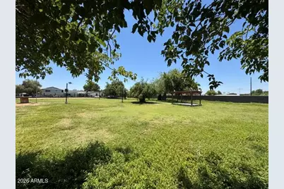 4210 W Country Gables Drive, Phoenix, AZ 85053 - Photo 38