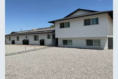 4210 W Country Gables Drive, Phoenix, AZ 85053 - Photo 2