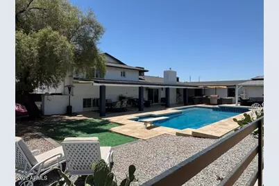 4210 W Country Gables Drive, Phoenix, AZ 85053 - Photo 14