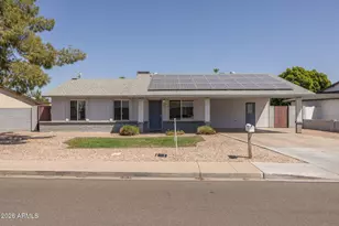2544 E Commonwealth Cir, Chandler, AZ 85225 - Photo 2
