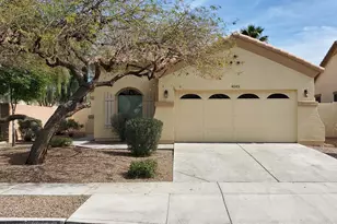 4043 S Vineyard Ave, Gilbert, AZ 85297 - Photo 2