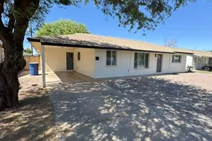 748 W Del Rio St, Chandler, AZ 85225 - Photo 2