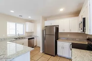 10821 W Taft St, Phoenix, AZ 85037 - Photo 4