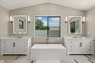 4137 E Earll Dr, Phoenix, AZ 85018 - Photo 30