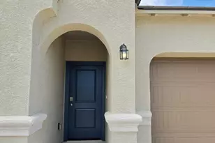 18399 W Buckskin Trl, Surprise, AZ 85387 - Photo 2