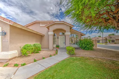 2233 E Rawhide Street, Gilbert, AZ 85296 - Photo 2