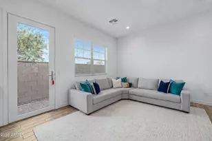 256 E Gemini Pl, Chandler, AZ 85249 - Photo 20