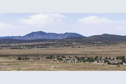 24695 N Catalina Street, Paulden, AZ 86334 - Photo 2