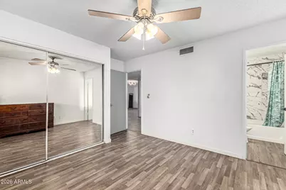 2814 N 55th Avenue, Phoenix, AZ 85035 - Photo 14