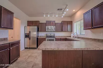 10225 W Camelback Road #28, Phoenix, AZ 85037 - Photo 8