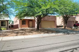 1876 Chaplain Carter Dr, Sierra Vista, AZ 85635 - Photo 1