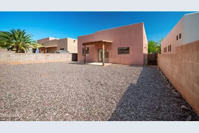 1876 Chaplain Carter Drive, Sierra Vista, AZ 85635 - Photo 10