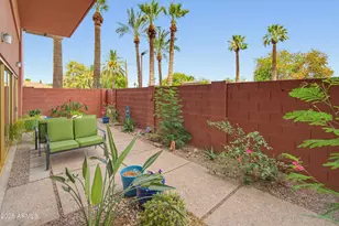 4750 N Central Ave, Phoenix, AZ 85012 - Photo 16