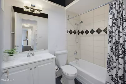 4750 N Central Avenue #1K, Phoenix, AZ 85012 - Photo 14
