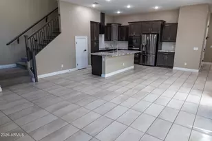 2462 E Lovebird Ln, Gilbert, AZ 85297 - Photo 10