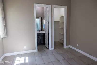 2462 E Lovebird Lane, Gilbert, AZ 85297 - Photo 4