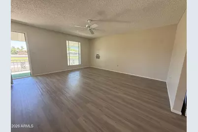 10346 W Mountain View Road, Sun City, AZ 85351 - Photo 4