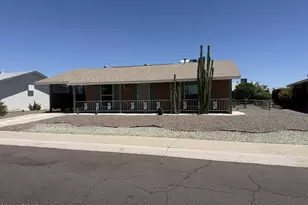 10346 W Mountain View Rd, Sun City, AZ 85351 - Photo 2
