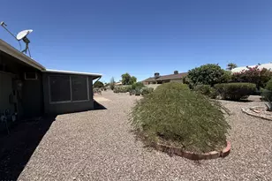 10346 W Mountain View Rd, Sun City, AZ 85351 - Photo 28