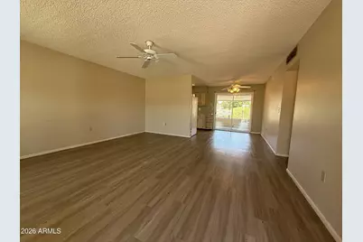 10346 W Mountain View Road, Sun City, AZ 85351 - Photo 6