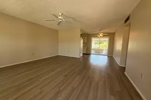 10346 W Mountain View Rd, Sun City, AZ 85351 - Photo 6