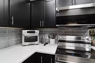 13247 N Cedar Dr, Sun City, AZ 85351 - Photo 10