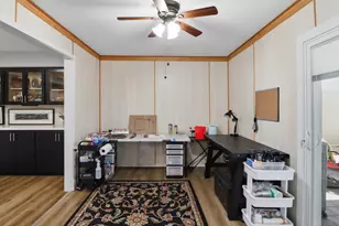 13247 N Cedar Dr, Sun City, AZ 85351 - Photo 14