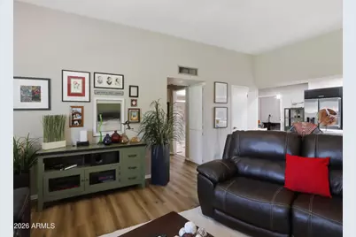 13247 N Cedar Drive, Sun City, AZ 85351 - Photo 4