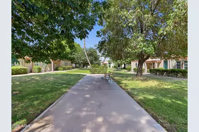 13247 N Cedar Drive, Sun City, AZ 85351 - Photo 24