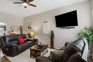 13247 N Cedar Dr, Sun City, AZ 85351 - Photo 2