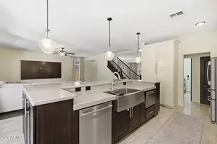 2698 E Teakwood Pl, Chandler, AZ 85249 - Photo 4