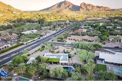 4836 E Moonlight Way #4, Paradise Valley, AZ 85253 - Photo 2