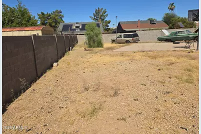 7225 W Tuckey Lane, Glendale, AZ 85303 - Photo 34