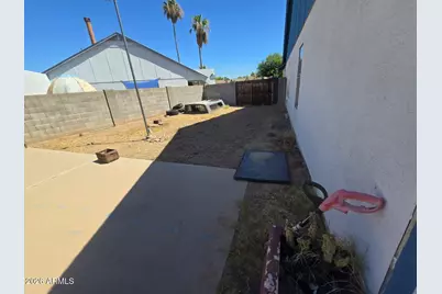 7225 W Tuckey Lane, Glendale, AZ 85303 - Photo 40