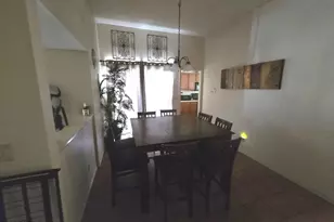 7225 W Tuckey Ln, Glendale, AZ 85303 - Photo 8