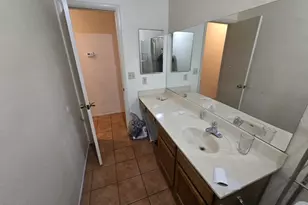 7225 W Tuckey Ln, Glendale, AZ 85303 - Photo 16