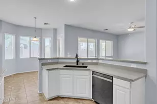 1013 W Ayrshire Trail, San Tan Valley, AZ 85143 - Photo 10
