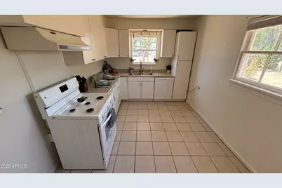 2528 E Hartford Avenue, Phoenix, AZ 85032 - Photo 10