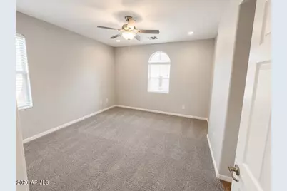 25813 N 54th Avenue, Phoenix, AZ 85083 - Photo 14