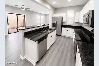 25813 N 54th Avenue, Phoenix, AZ 85083 - Photo 10