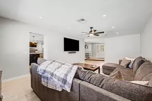 5935 S Lakeshore Dr, Tempe, AZ 85283 - Photo 10