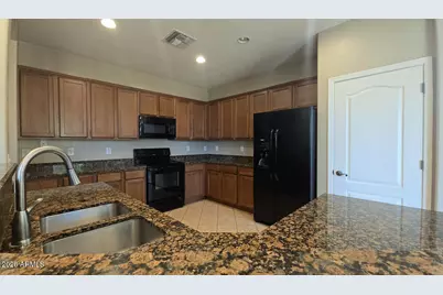 7416 W Darrow Street, Laveen, AZ 85339 - Photo 12