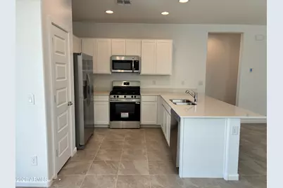 17321 W Gray Fox Trail, Surprise, AZ 85387 - Photo 10